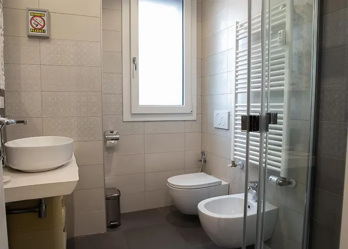 Happy Bo Centro Free Private Parking דירה בולוניה